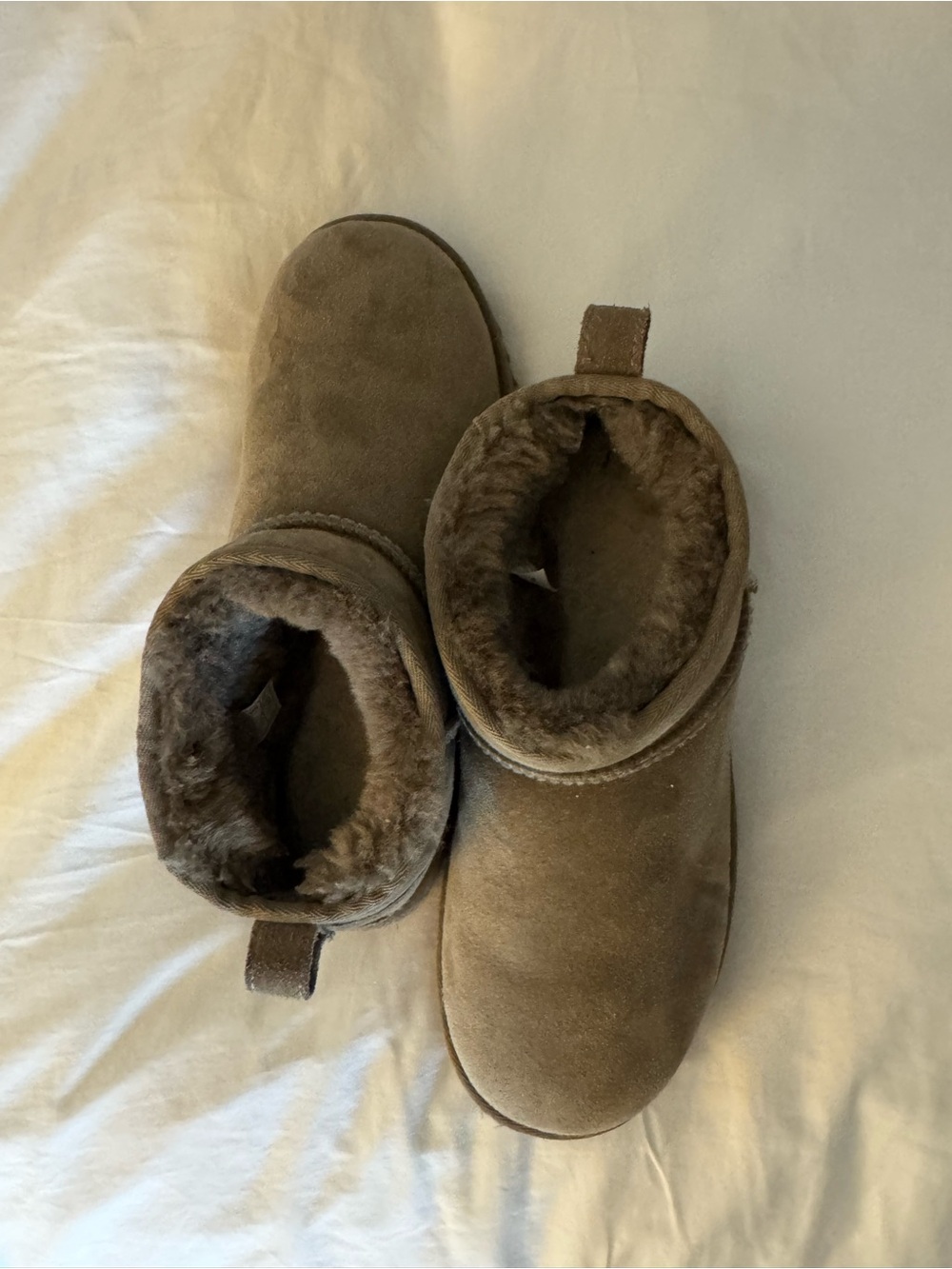 Ugg ultra mini size 9 women’s